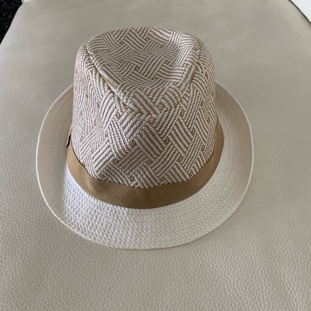 NWOT BCBG MAXAZRIA Hat